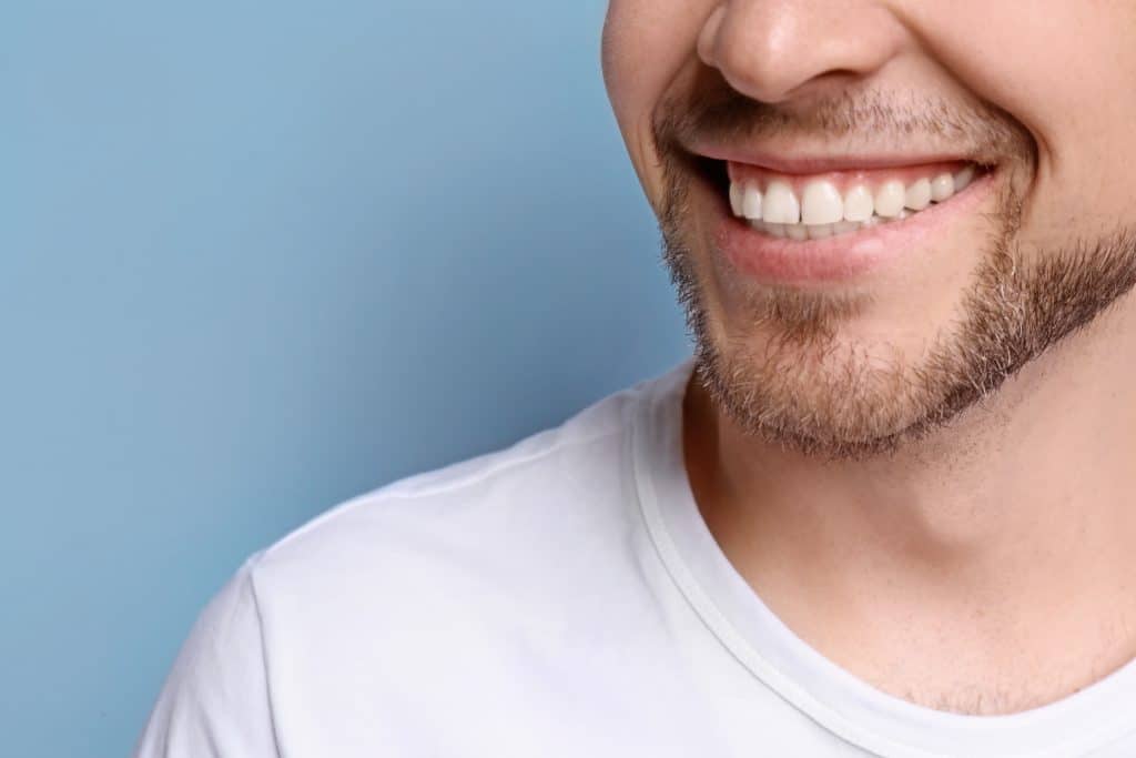 Higiene dental profesional o limpieza bucodental en Clínica Dental Santa Mónica